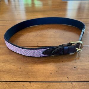 Men's Vineyard Vines Whale Belt Size 30 Pink/Blue, Brown Leather, Gold Buckle
